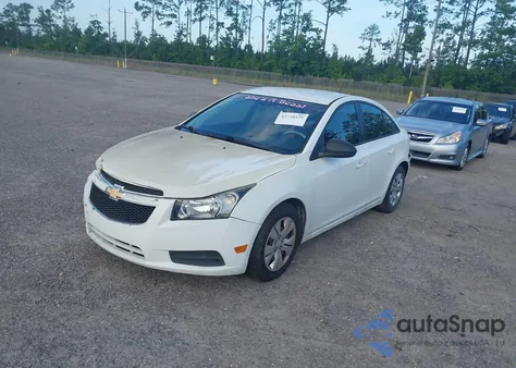 2015 Chevrolet Cruze Ls Auto z USA, uszkodzony, nr VIN 1G1PA5SHXF7102183